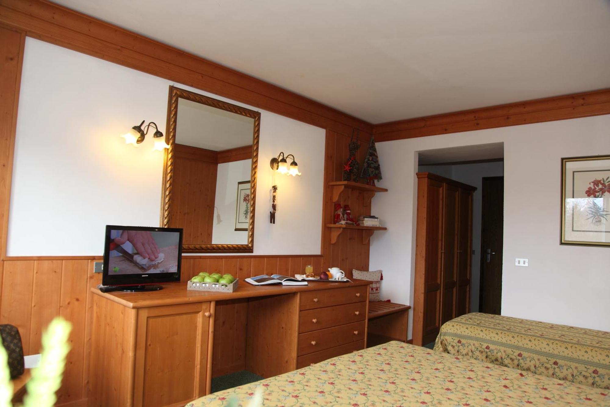 Hotel Nigritella Selva di Cadore Camera foto